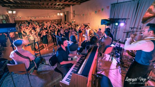 Limoges'Hop #5 - soirée d'ouverture du vendredi

Partage libre à des fins non promotionnelles ou commerciales, en créditant l'auteur (@lightexmachina).

© Alexandre - LIGHT EX MACHINA 2023, tous droits réservés.